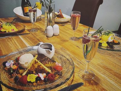 Weekend bottomless brunch at The Stables Hestercombe food